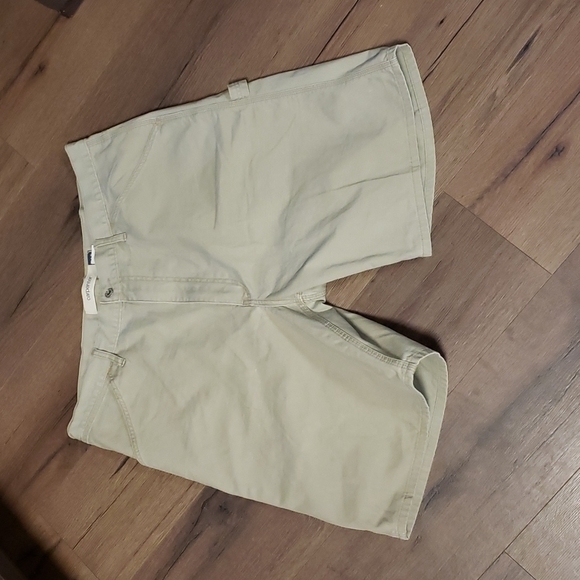 👖GAP CARPENTER JEAN SHORTS👖 - Picture 1 of 6